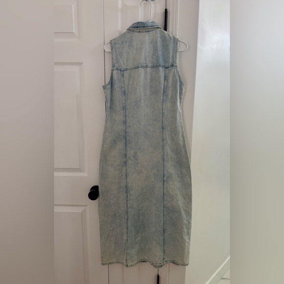 DKNY Light Blue Denim Sleeveless Dress - Picture 4 of 4